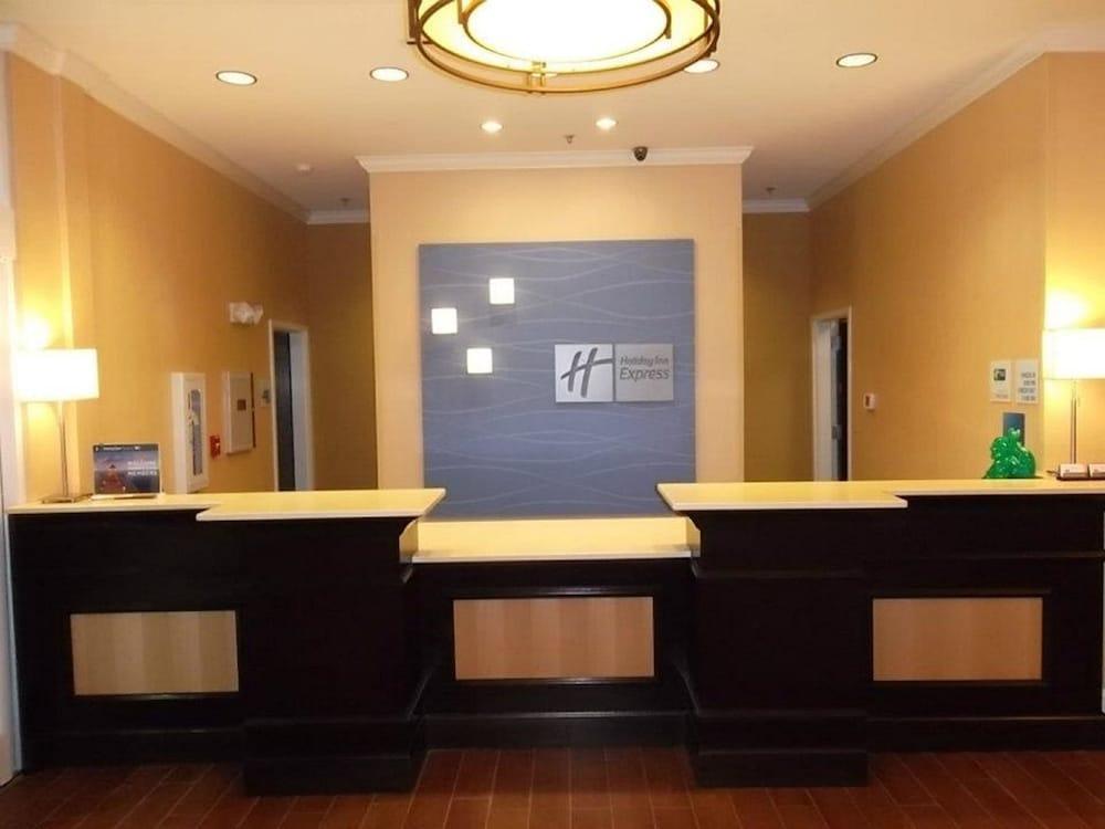 Holiday Inn Express & Suites - Smithfield/Selma By Ihg Εξωτερικό φωτογραφία