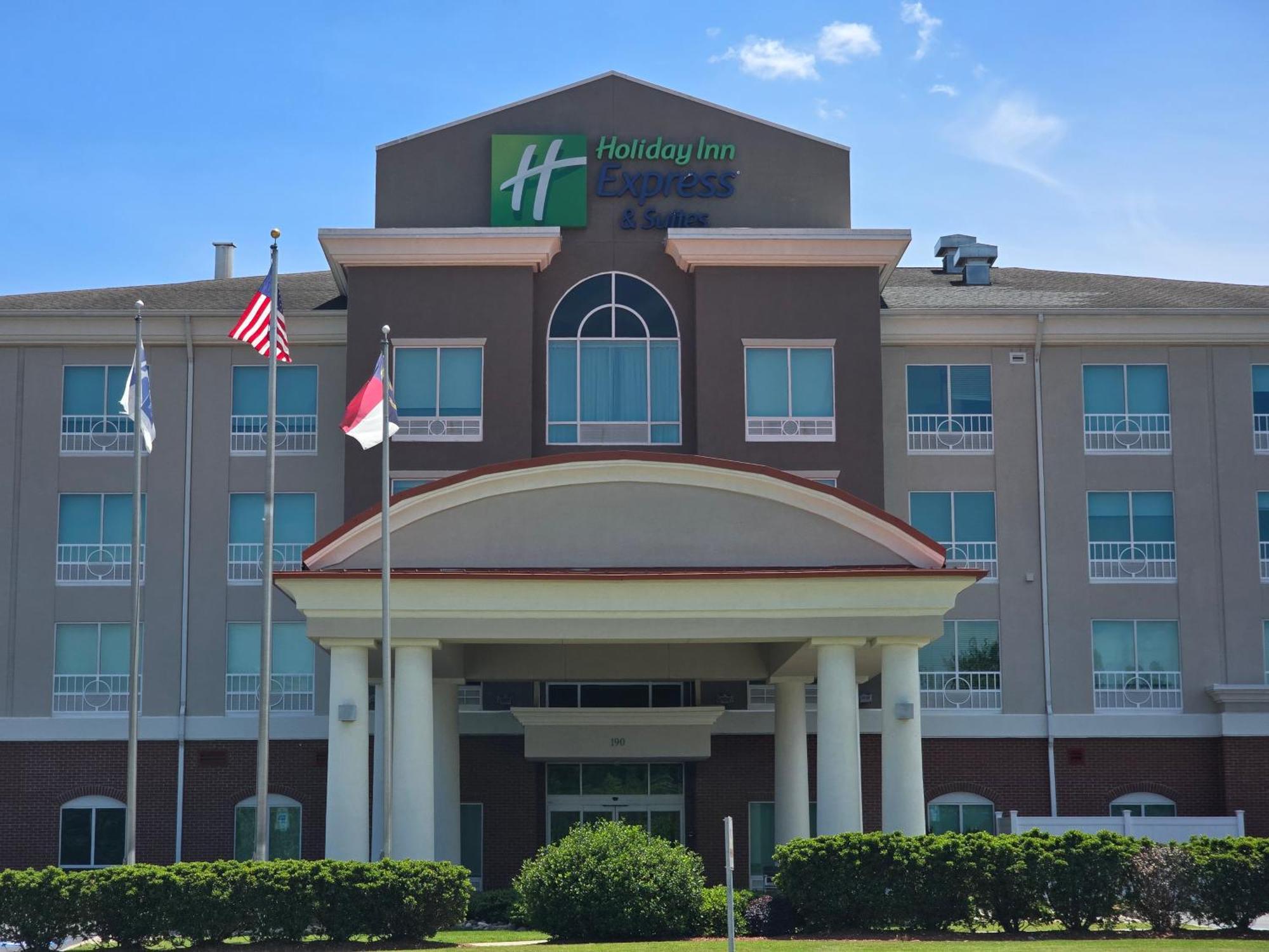 Holiday Inn Express & Suites - Smithfield/Selma By Ihg Εξωτερικό φωτογραφία
