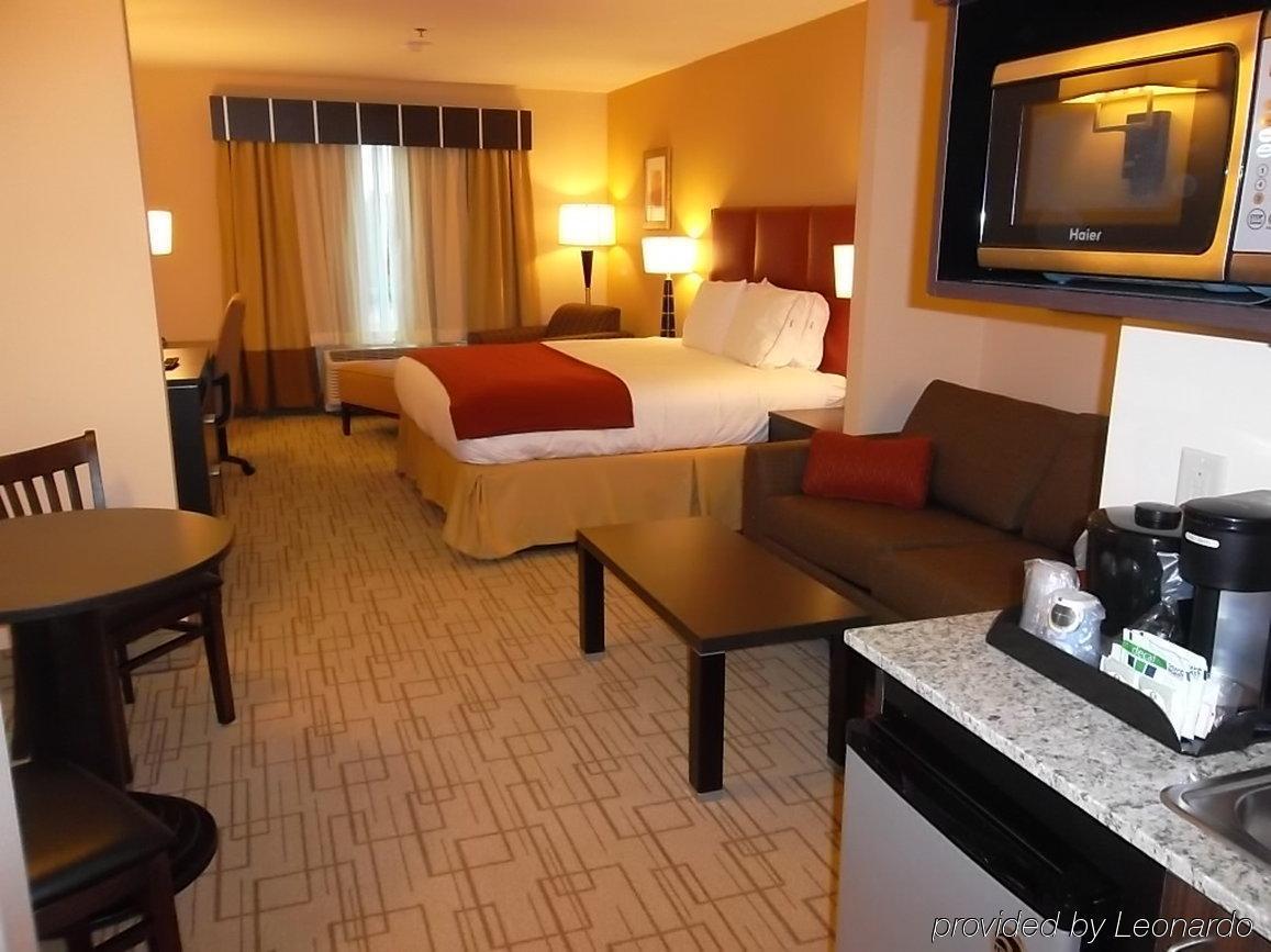 Holiday Inn Express & Suites - Smithfield/Selma By Ihg Δωμάτιο φωτογραφία